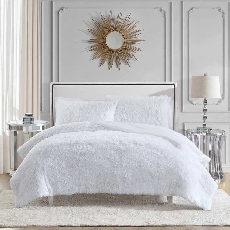 Fluffy 2024 white comforter